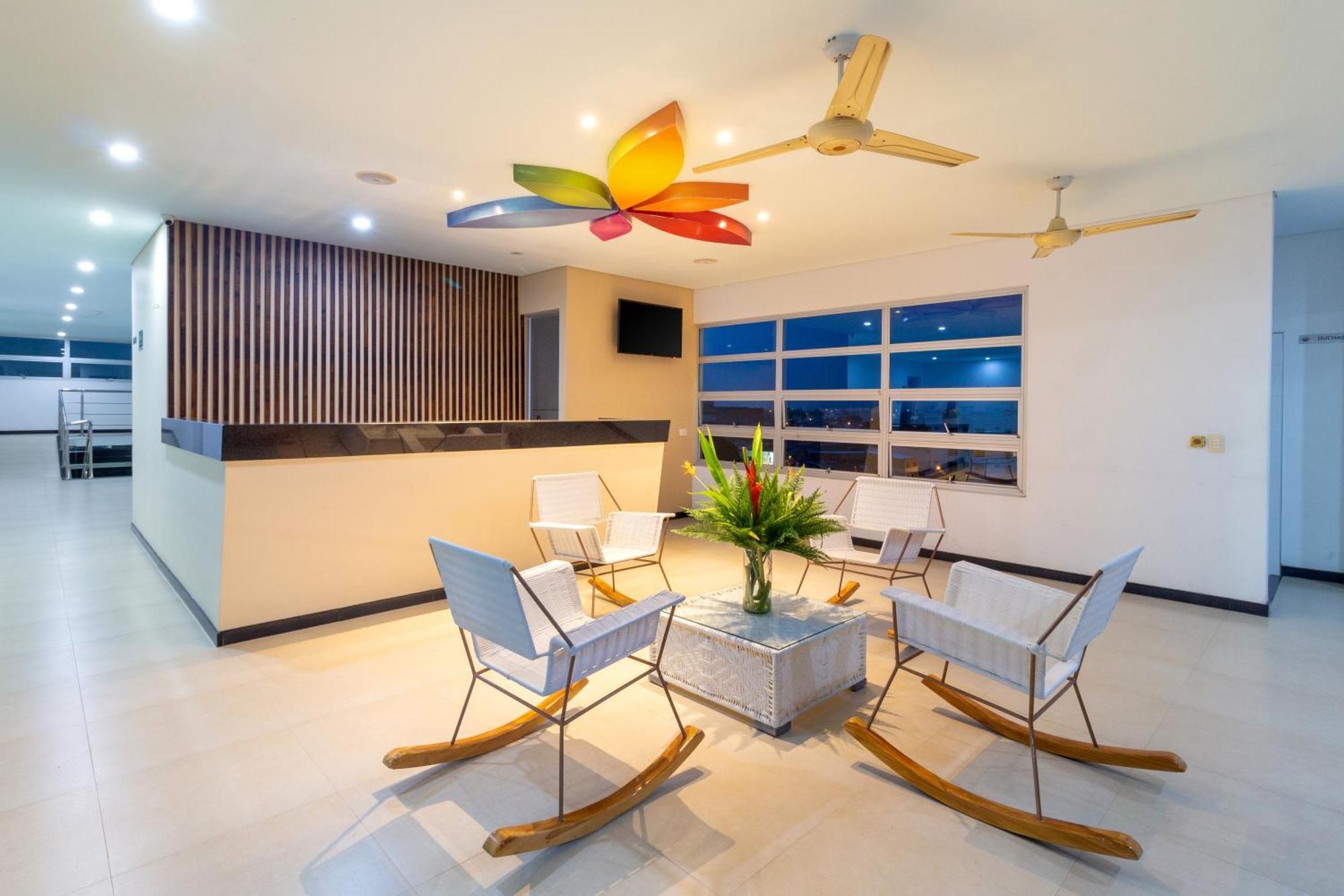 Hotel Baroca Monteria Bagian luar foto