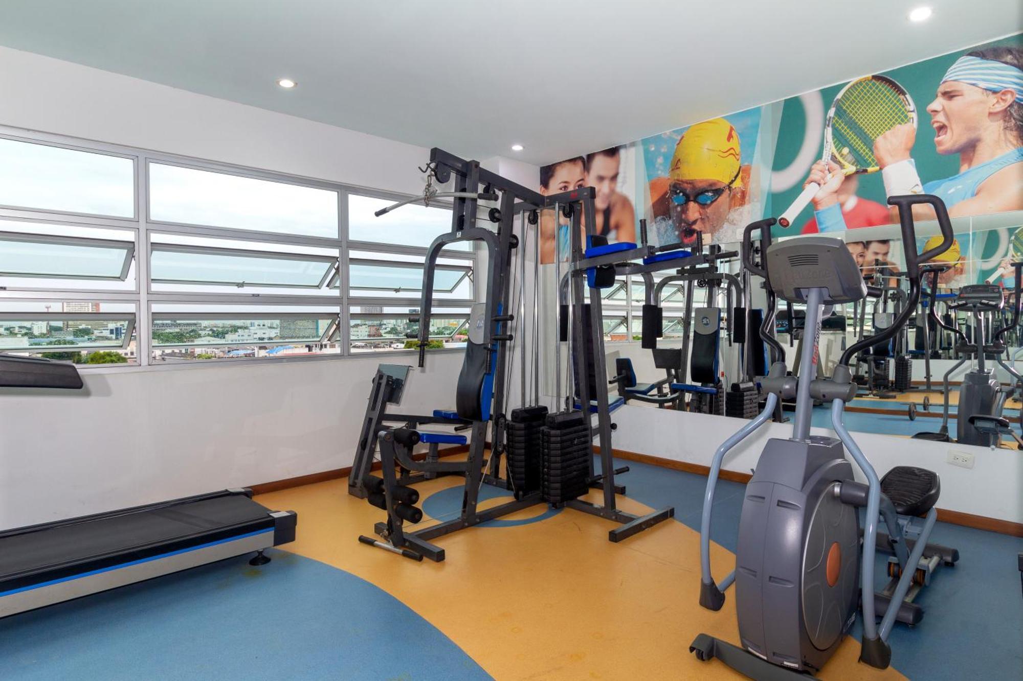 Hotel Baroca Monteria Bagian luar foto