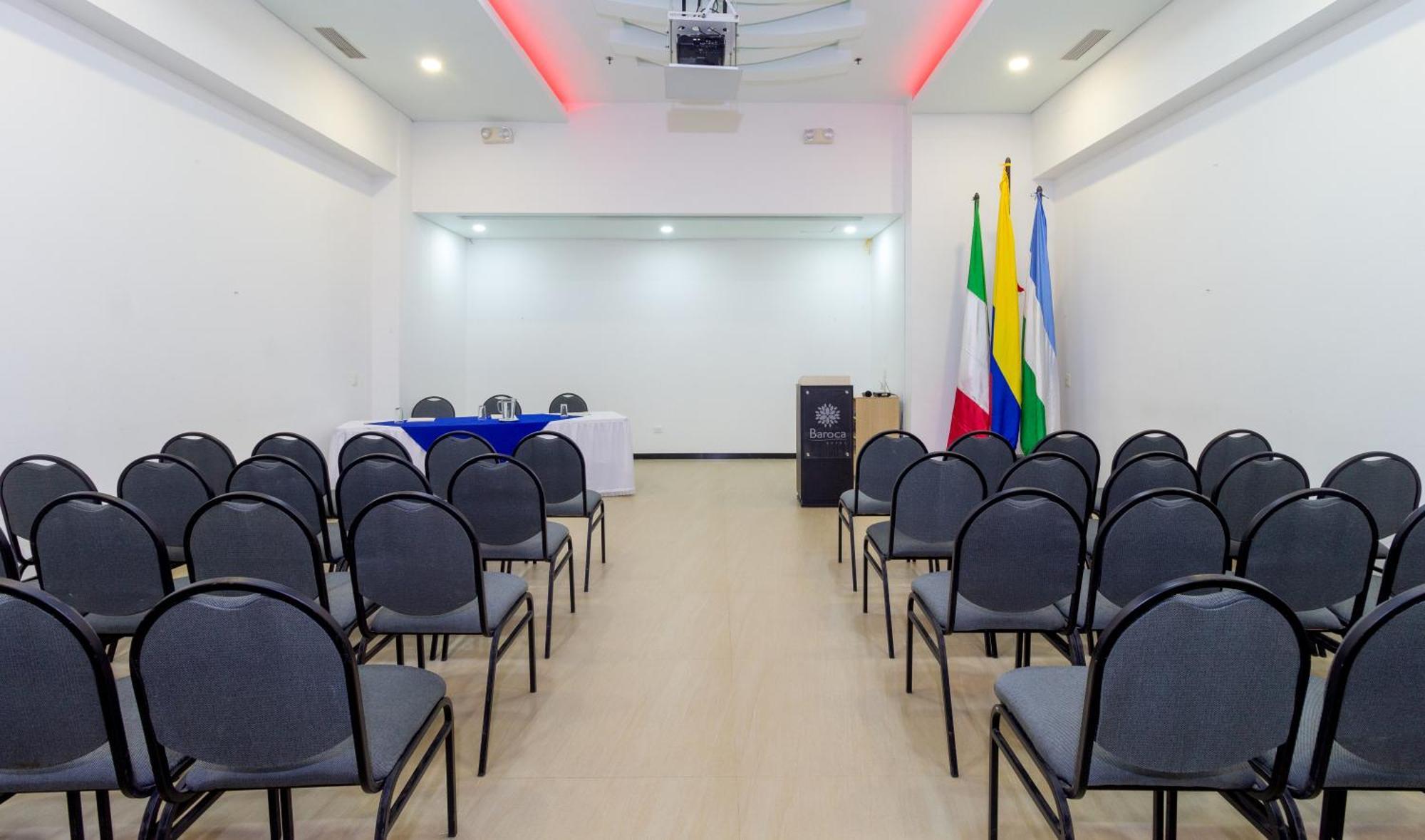 Hotel Baroca Monteria Bagian luar foto