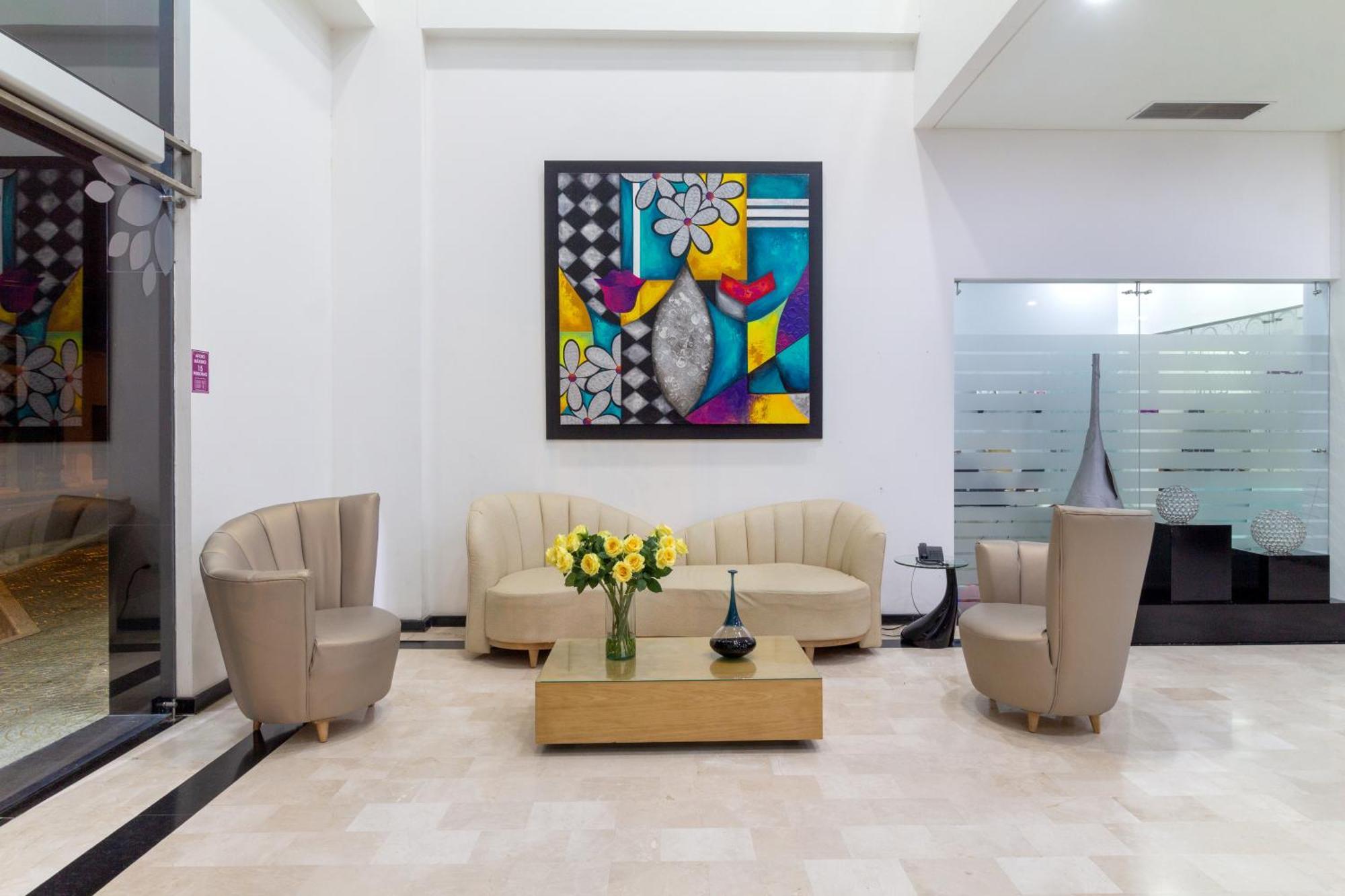 Hotel Baroca Monteria Bagian luar foto