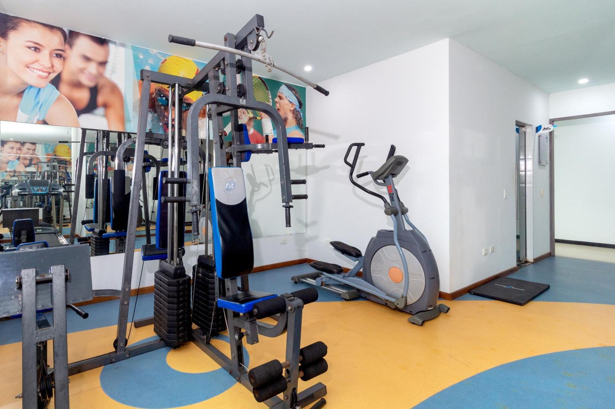 Hotel Baroca Monteria Bagian luar foto