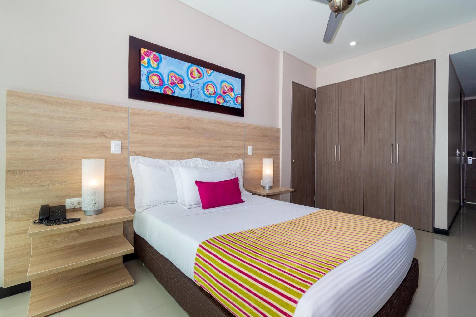 Hotel Baroca Monteria Bagian luar foto